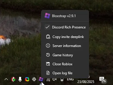 Bloxstrap tray menu with Discord Rich Presence, server information and game history